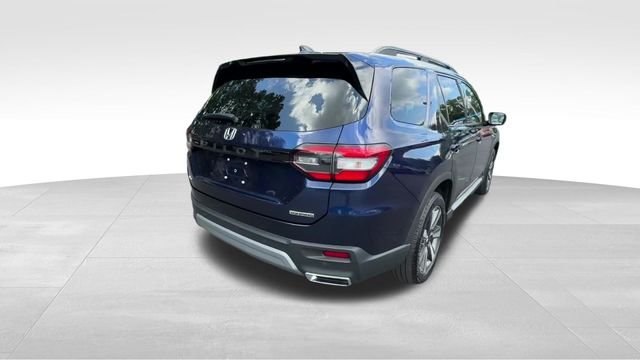 Used 2024  Honda Touring image 7