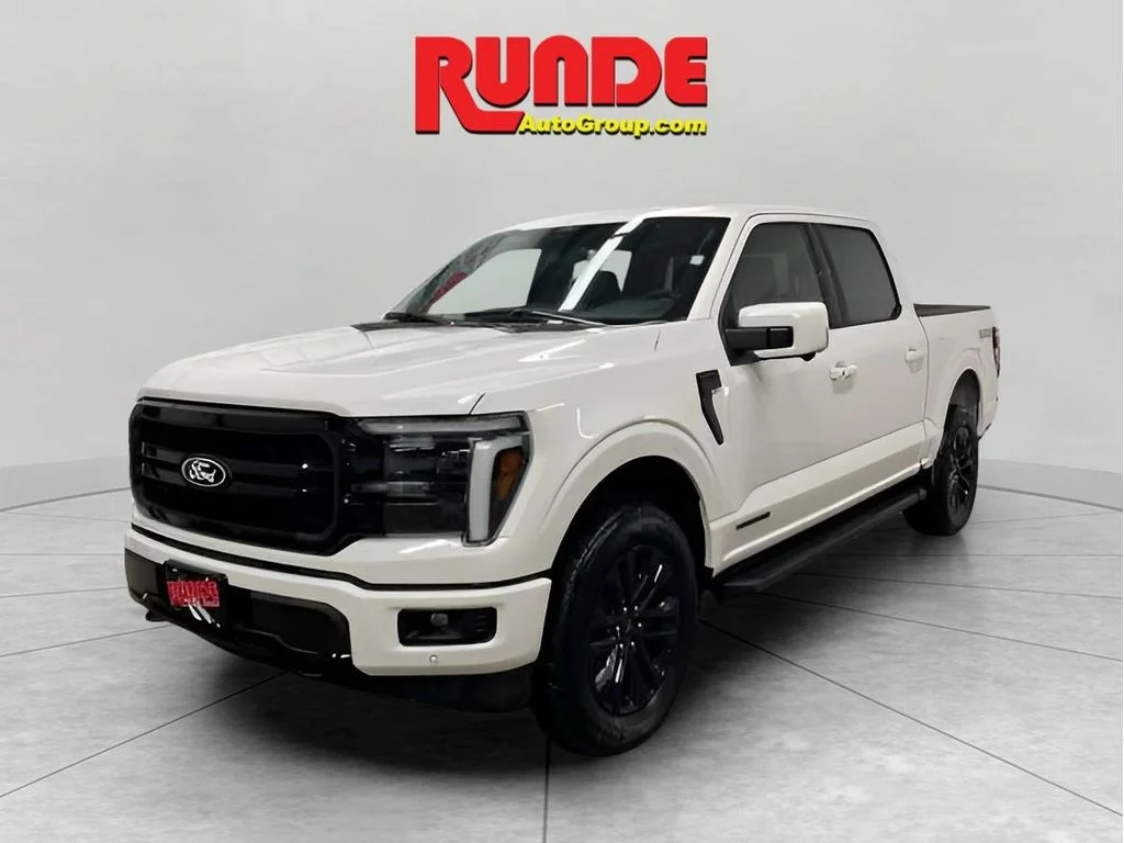 New 2025 Star White Metallic Tri-Coat Ford Lariat® image 1
