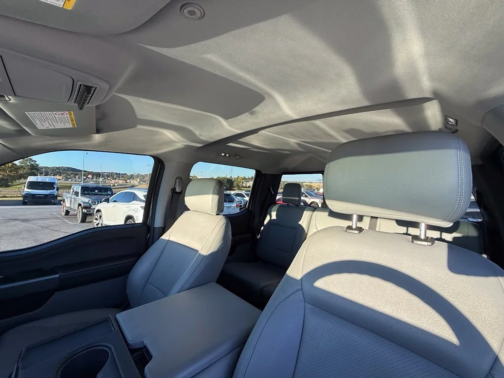 Used 2025 Gray Ford XLT image 19
