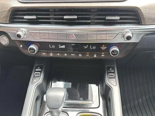 Used 2020 Gray Kia EX image 17