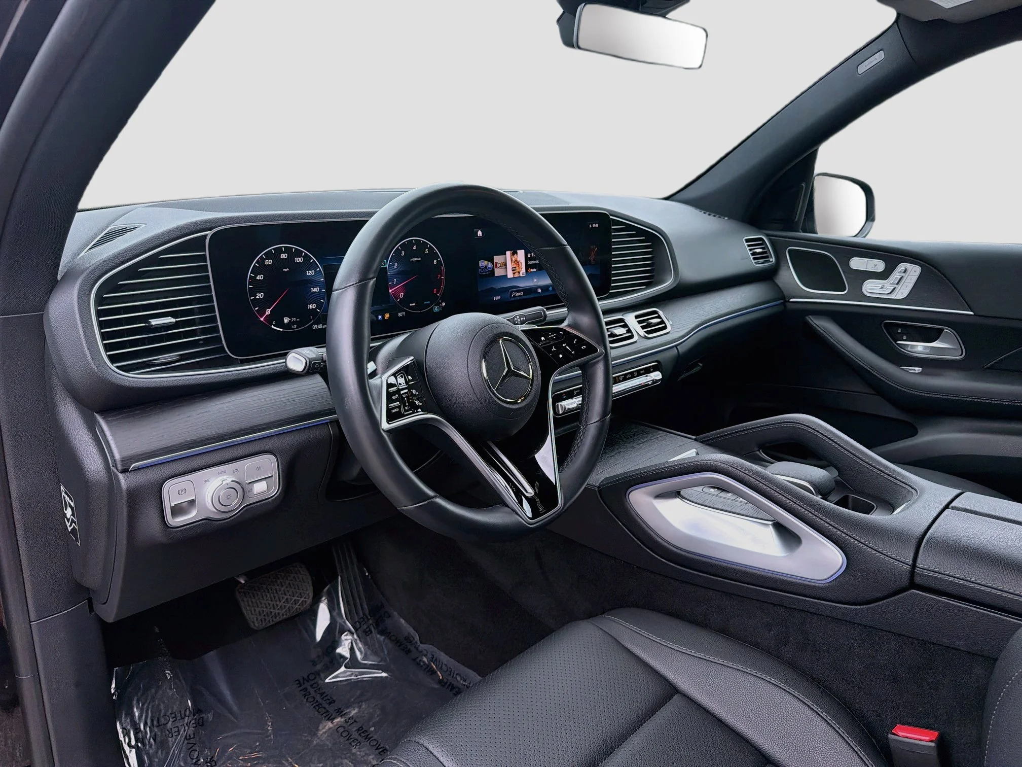 Used 2025 Obsidian Black Metallic Mercedes-Benz GLE 350 image 25