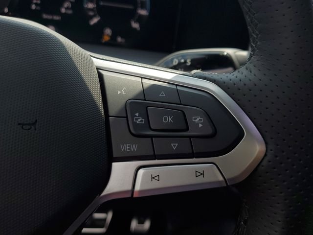 New 2026 White Volkswagen 2.0T SE R-Line Black image 27