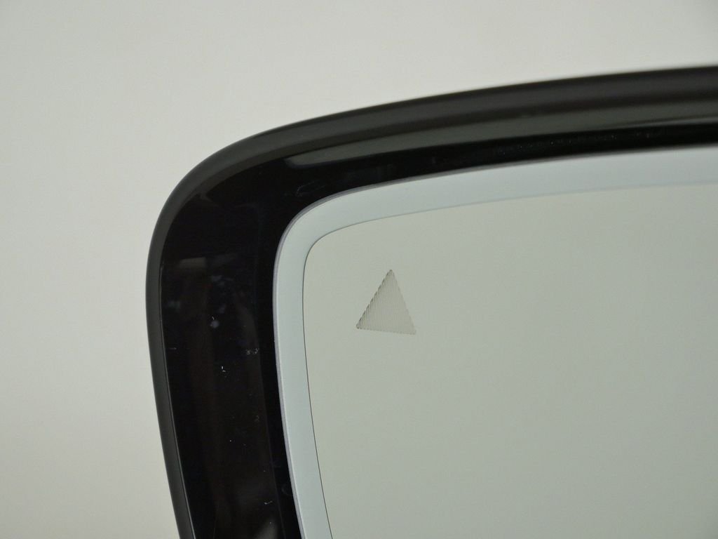 New 2026 Black Sapphire Metallic BMW 330i xDrive image 36