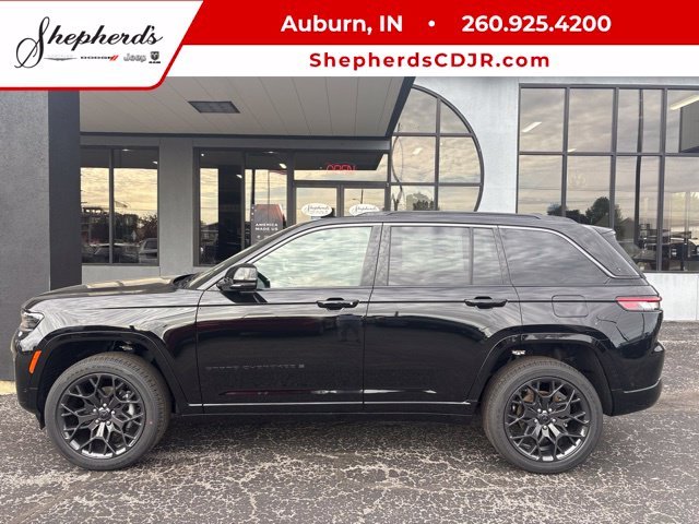 New 2027 High-Gloss Black Paint Jeep Summit image 1