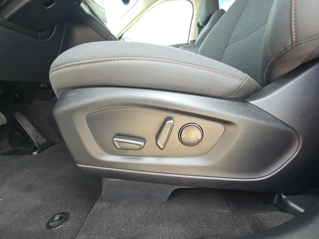 Used 2025 Gray Ford Active image 22