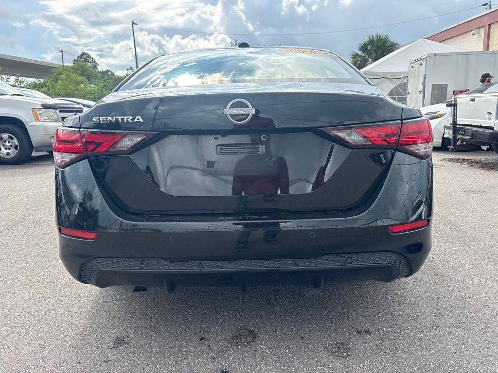 Used 2025 Black Nissan SV image 4