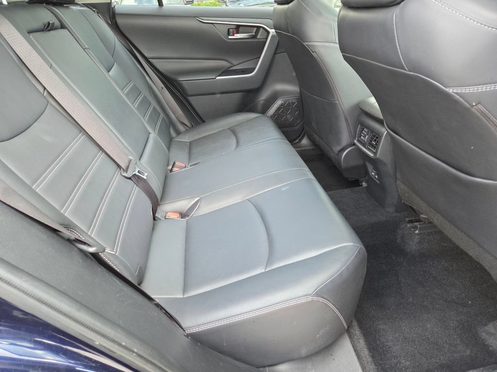 Used 2022 Blueprint Toyota XLE Premium image 18