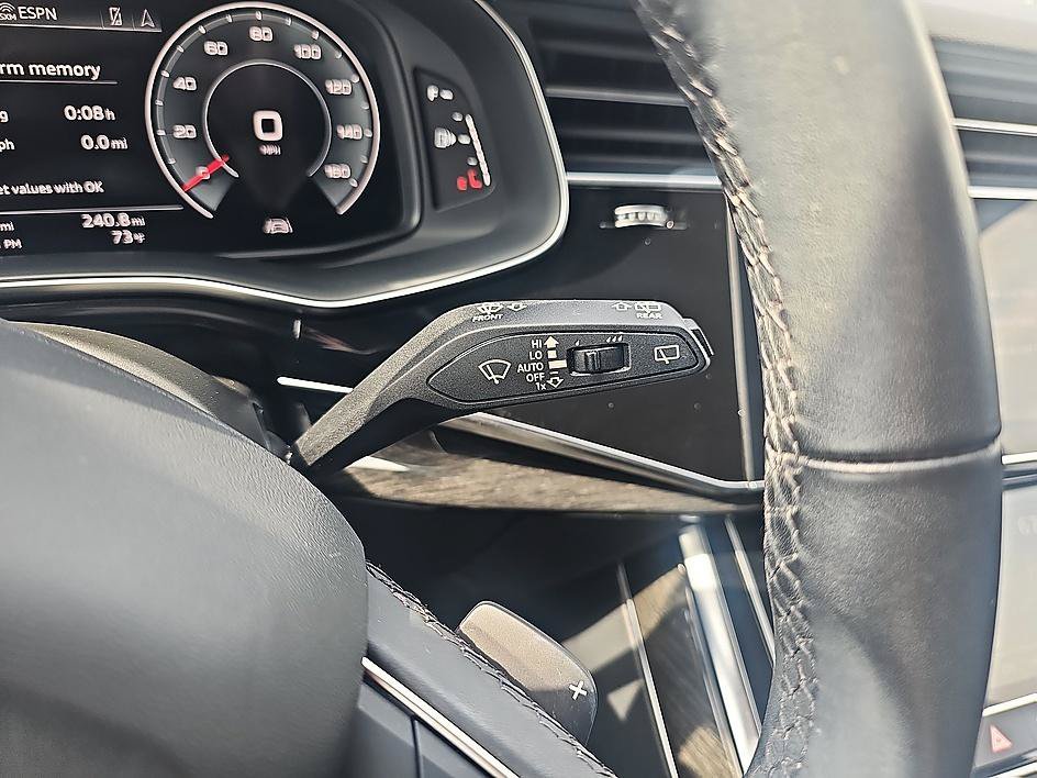 Used 2022 Carrara White Audi Premium image 19