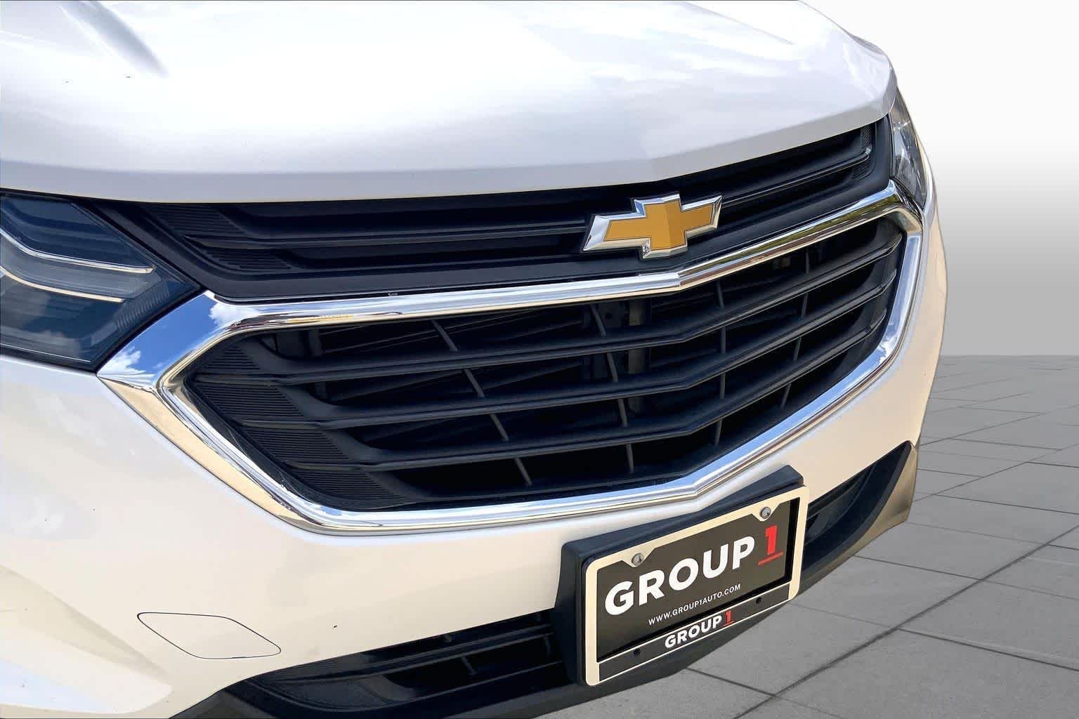 Used 2020 Iridescent Pearl Tricoat Chevrolet LT image 30