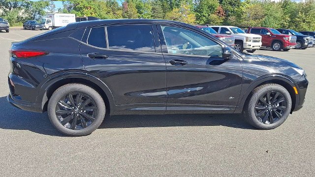 2026 Buick Envista Sport Touring - Photo 2
