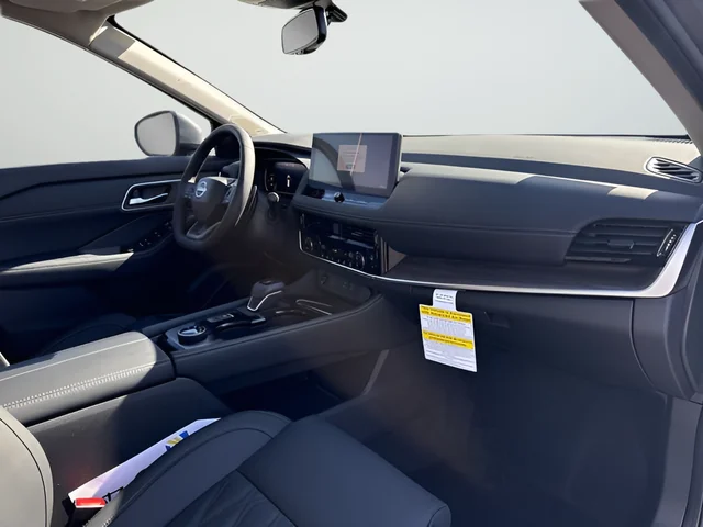 2026 Nissan Rogue Platinum - Photo 17
