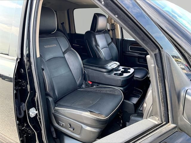 Used 2022 Diamond Black Cry Ram Laramie image 11