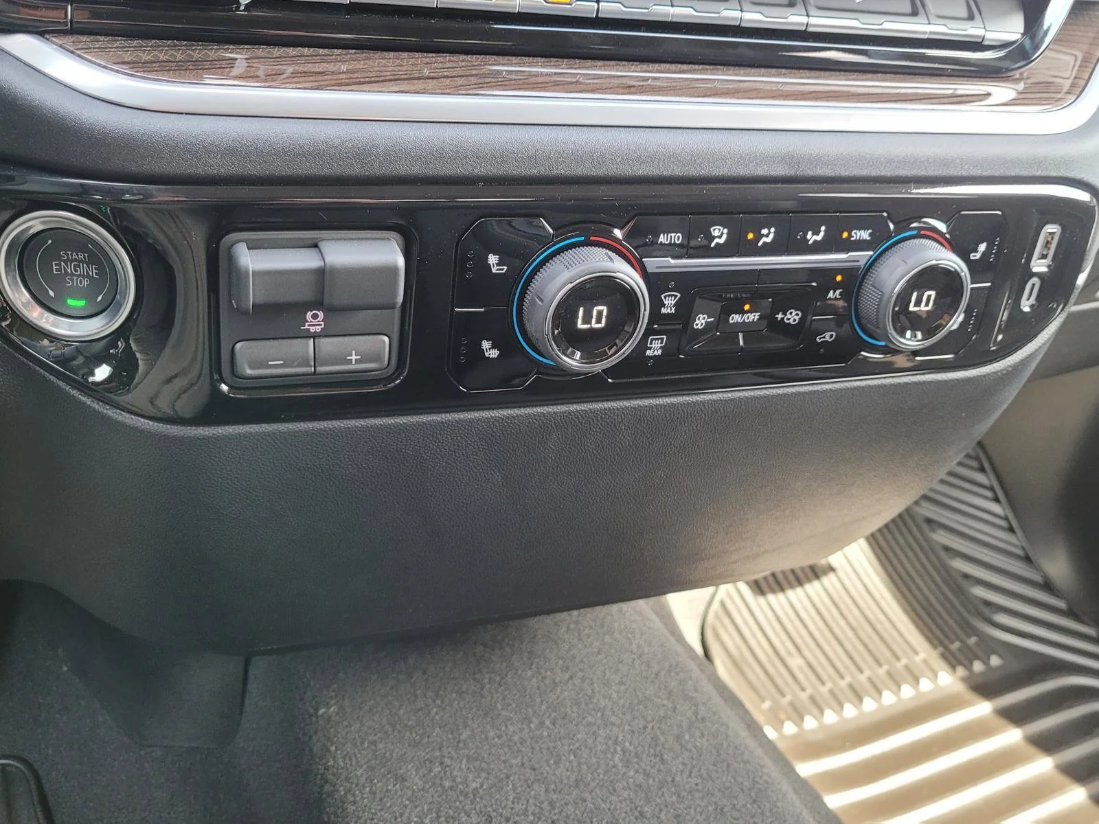2026 Chevrolet Silverado 1500 LT - Photo 18