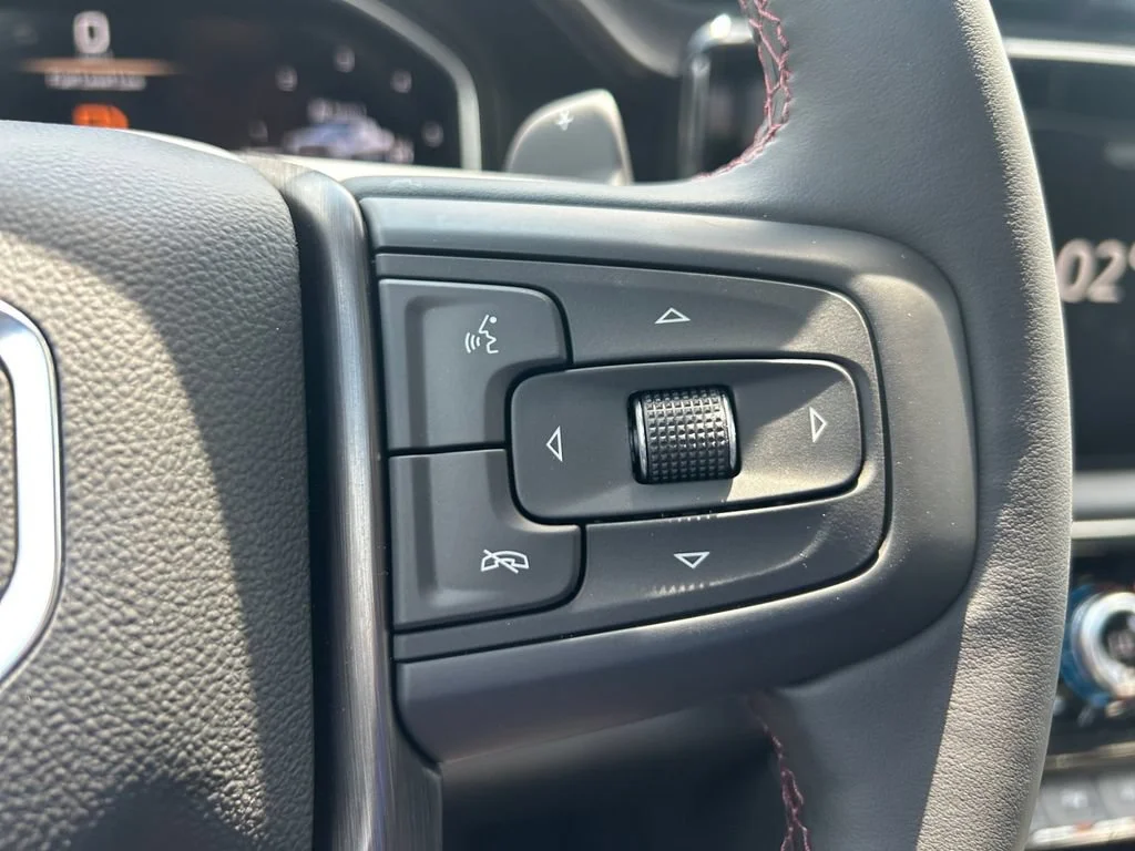New 2026 Onyx Black GMC AT4X image 31