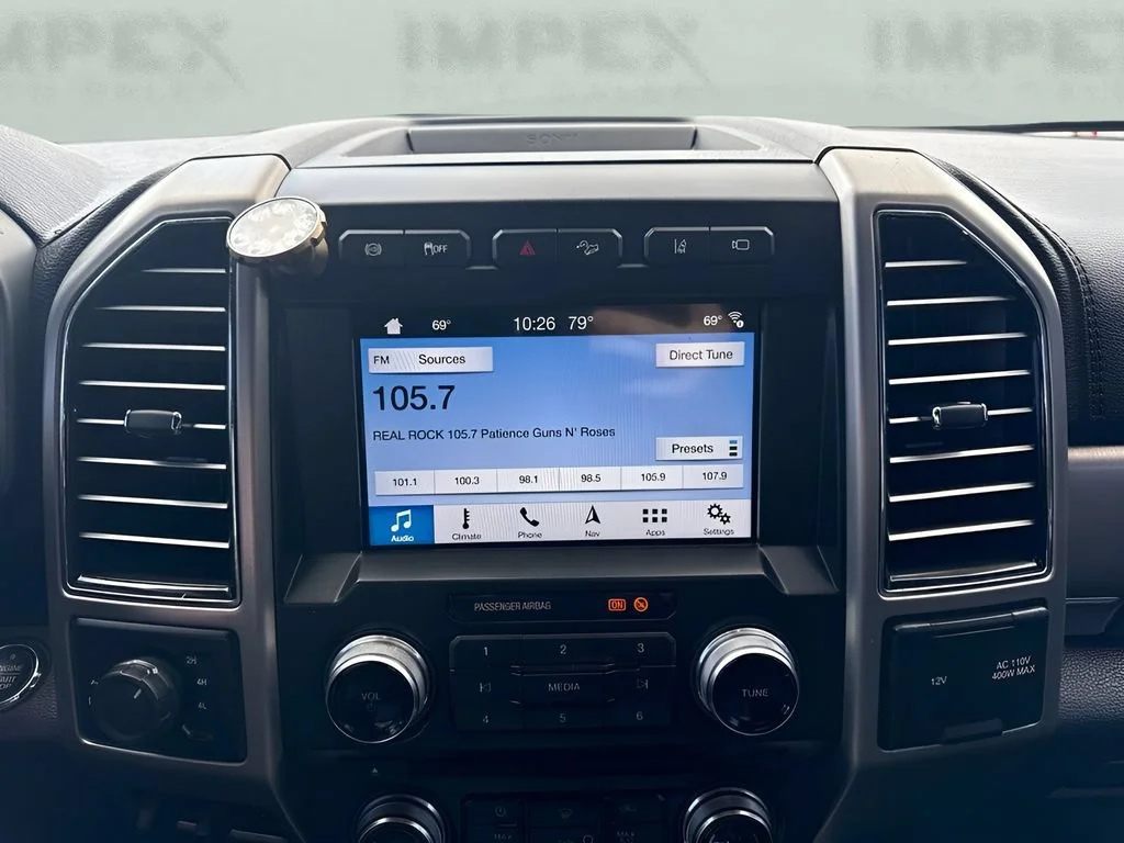 Used 2018  Ford XL image 19