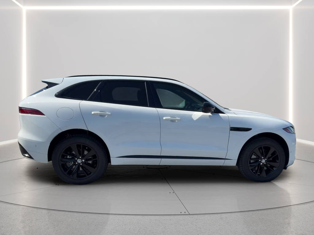New 2026 Fuji White Jaguar P250 R-Dynamic S image 4