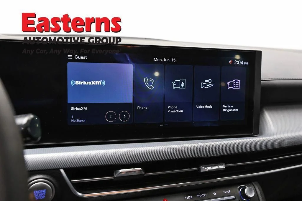 Used 2025 Silver Hyundai SEL image 21