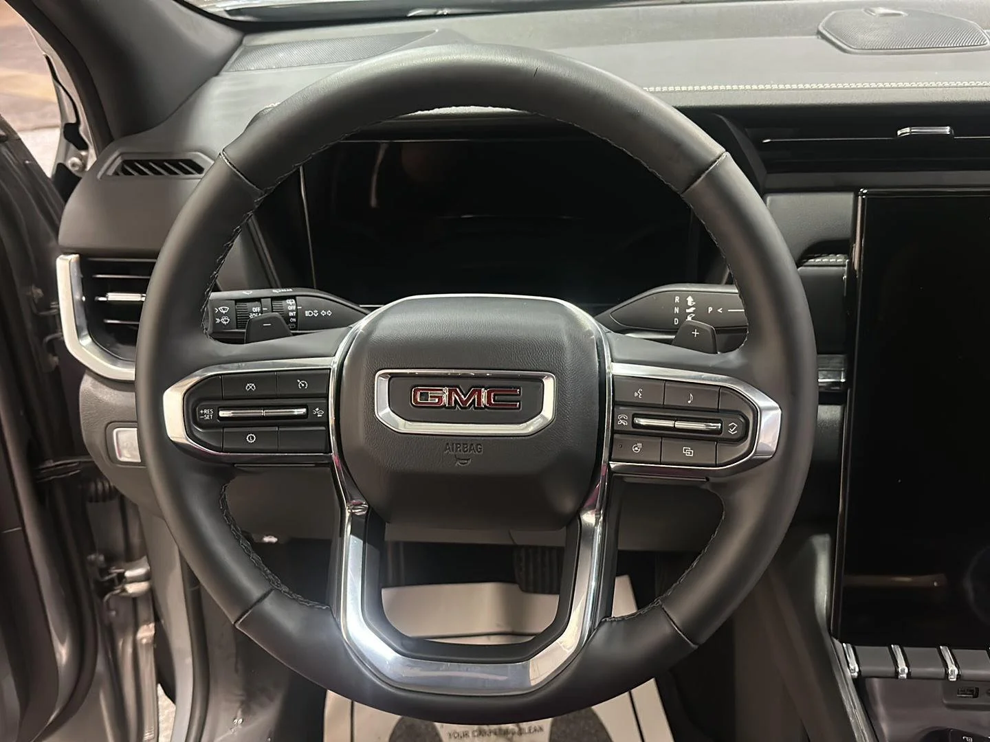 Used 2026 Sterling Metallic GMC AWD Elevation image 16