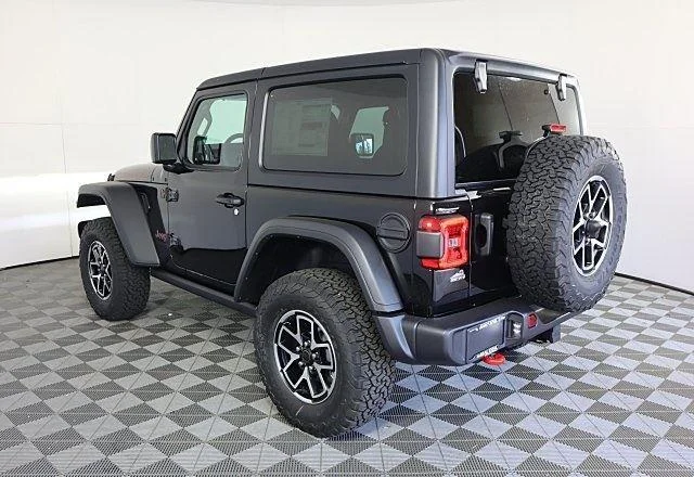 2025 Jeep Wrangler 2-Door Rubicon - Photo 6