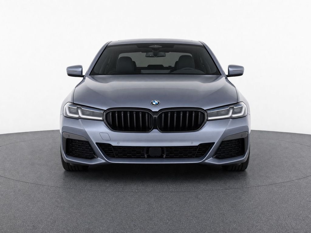 Used 2022 Bluestone Metallic BMW 530e iPerformance image 8