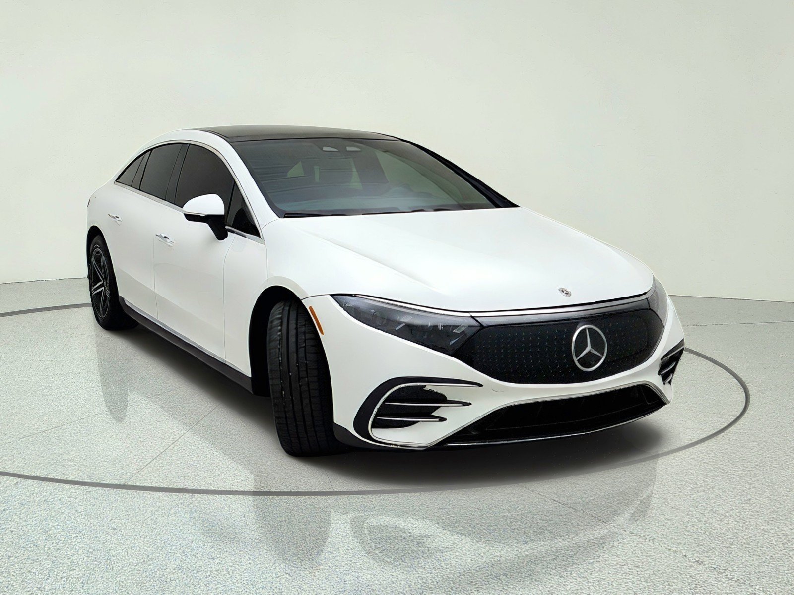 Certified Used 2023 Polar White Mercedes-Benz EQS 450+ image 4