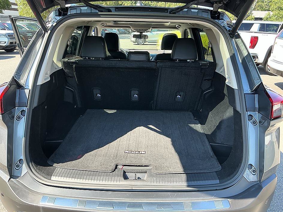 Certified Used 2023 Gun Metallic Nissan SV image 27