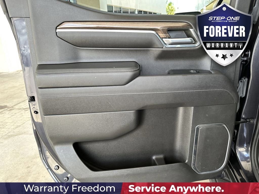 Used 2023 Gray Chevrolet RST image 28