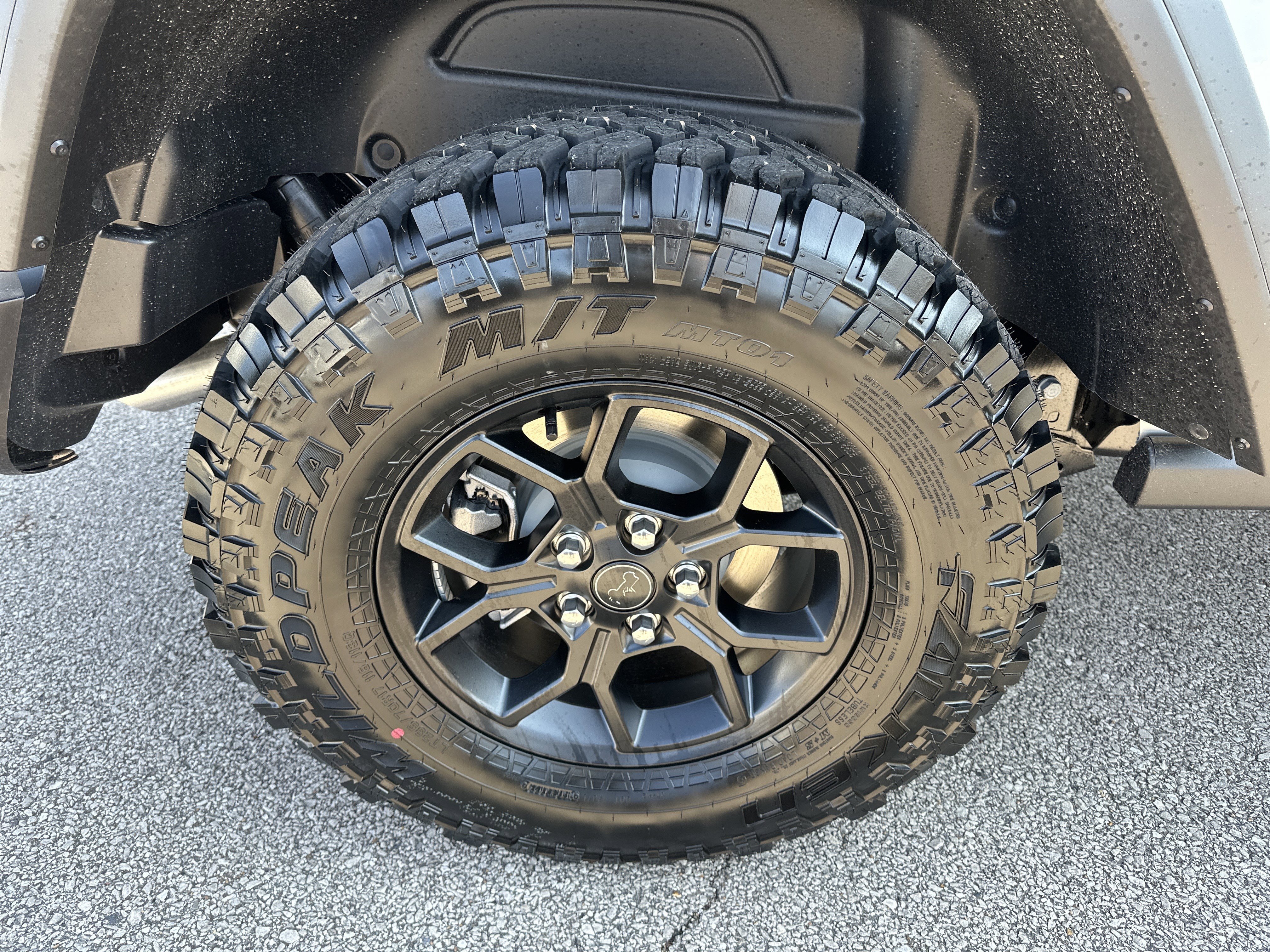 New 2026 Bright White Clear-Coat Exterior Paint Jeep Willys image 17