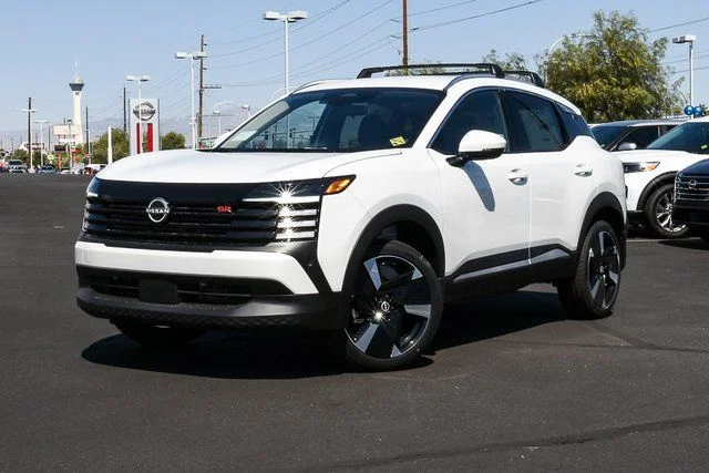2026 Nissan Kicks 2.0 SR's photo
