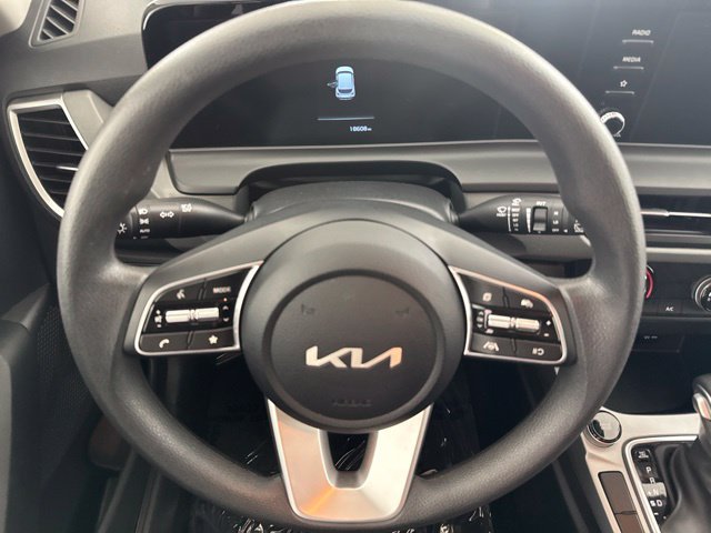 Used 2026  Kia LX image 25
