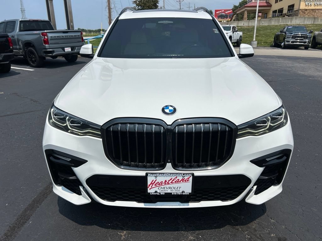 Used 2022 BMW X7 40i with VIN 5UXCW2C06N9K18237 for sale in Kansas City