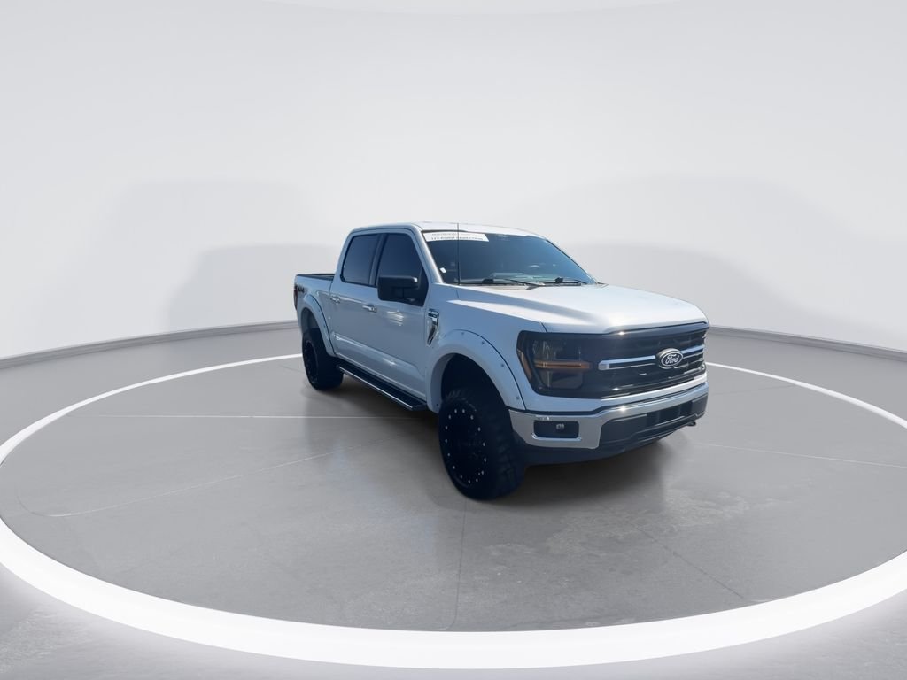 Used 2025 White Ford XLT image 3