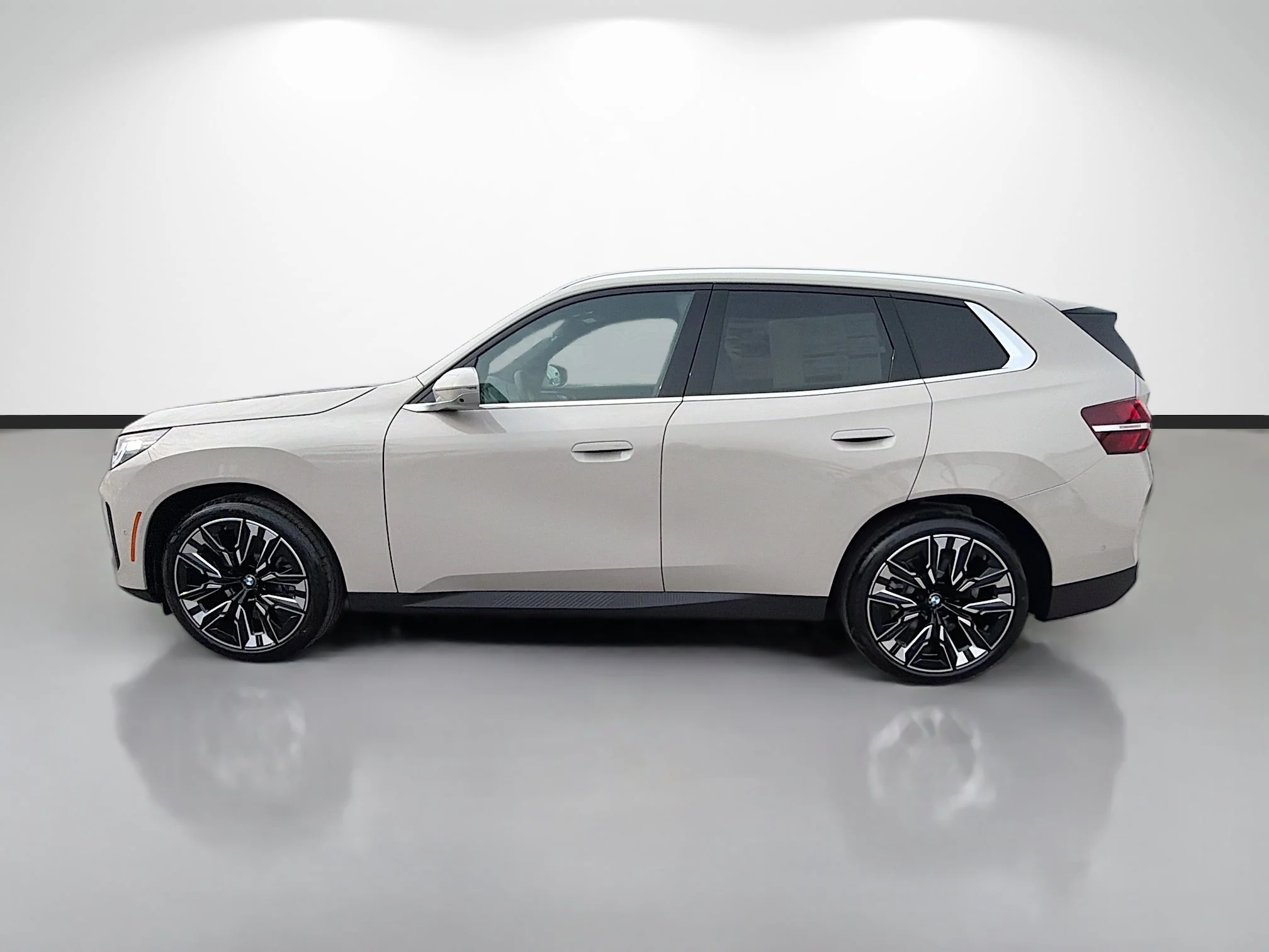 New 2026 Dune Grey Metallic BMW 30 xDrive image 6
