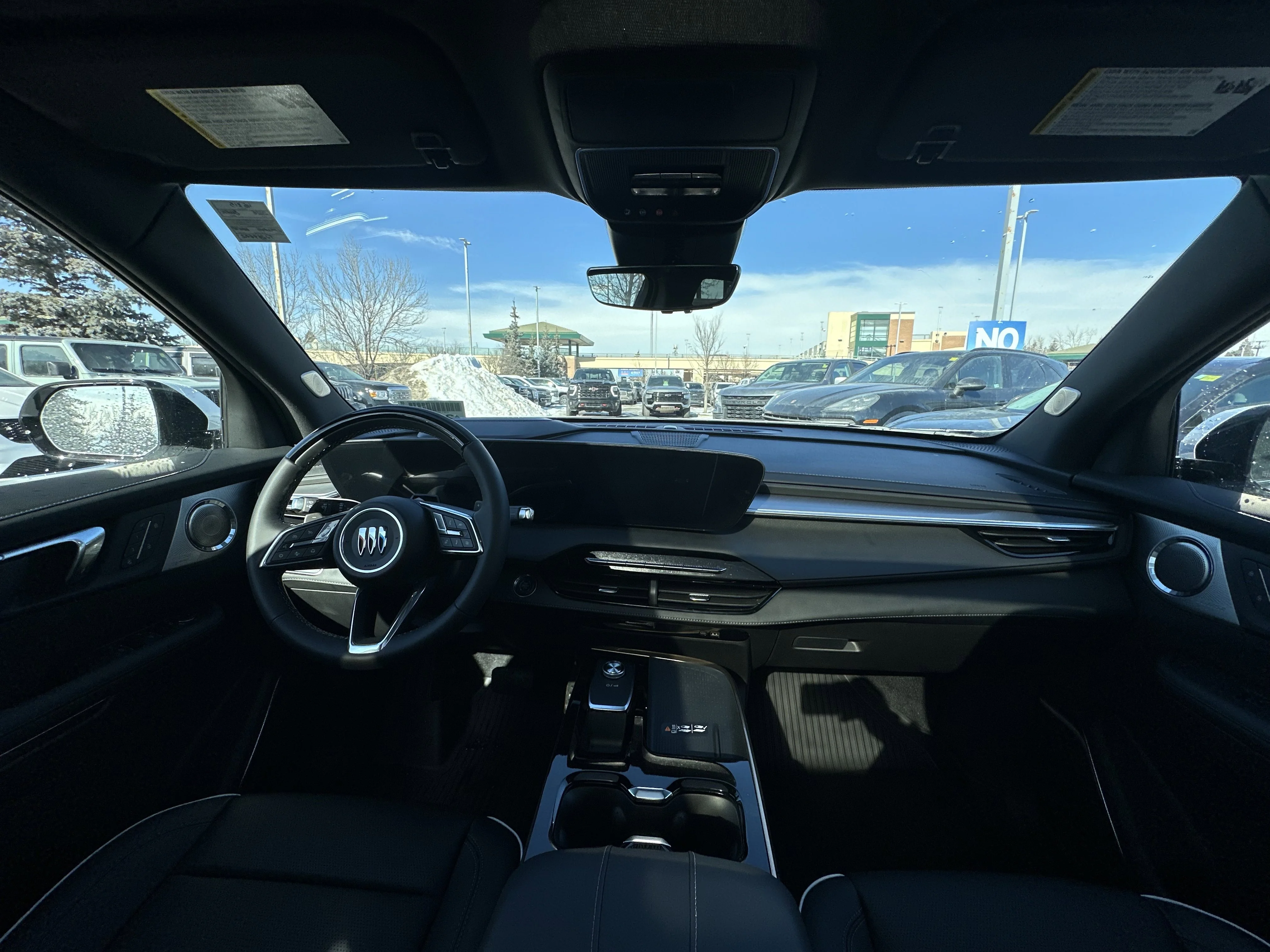 New 2026 Iridescent White Tricoat Buick Avenir image 18