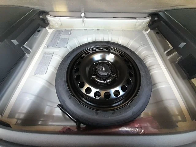 Used 2026 White Chevrolet ACTIV image 37