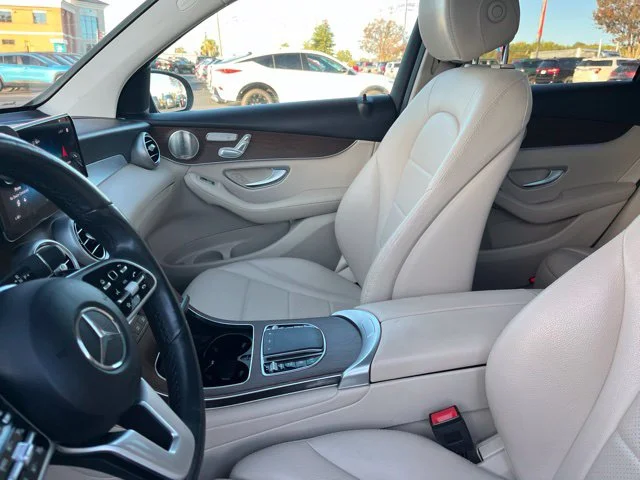 Used 2021 Blue Mercedes-Benz GLC 300 image 10