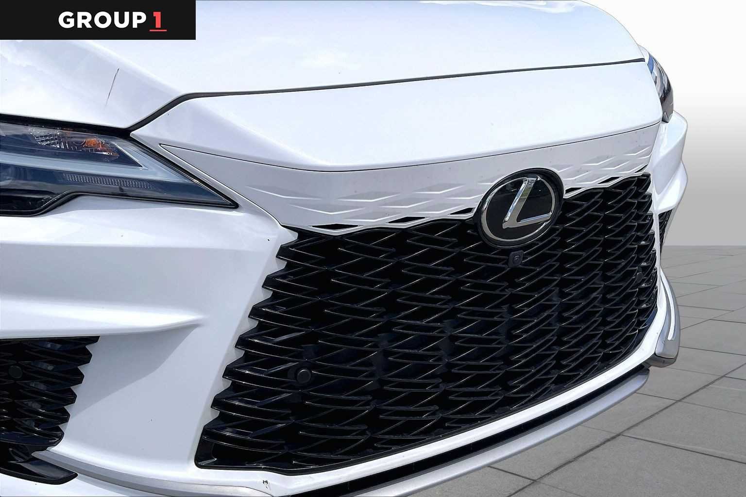 Used 2023 Ultra White Lexus F SPORT Handling image 28