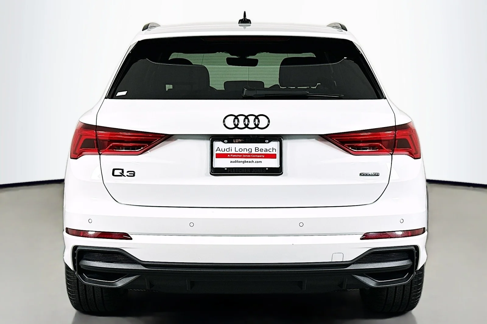 Used 2023 Ibis White Audi S line Premium image 3
