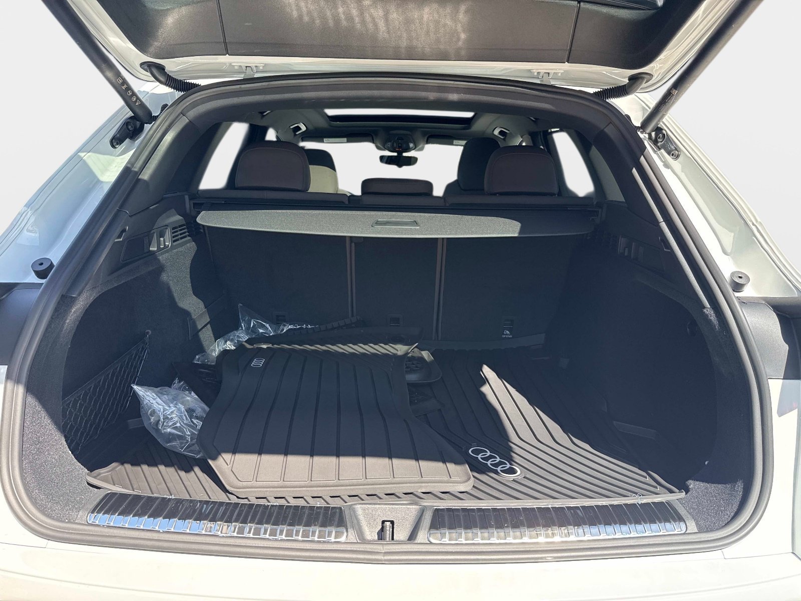 New 2026 Glacier White Metallic Audi Premium Plus image 9