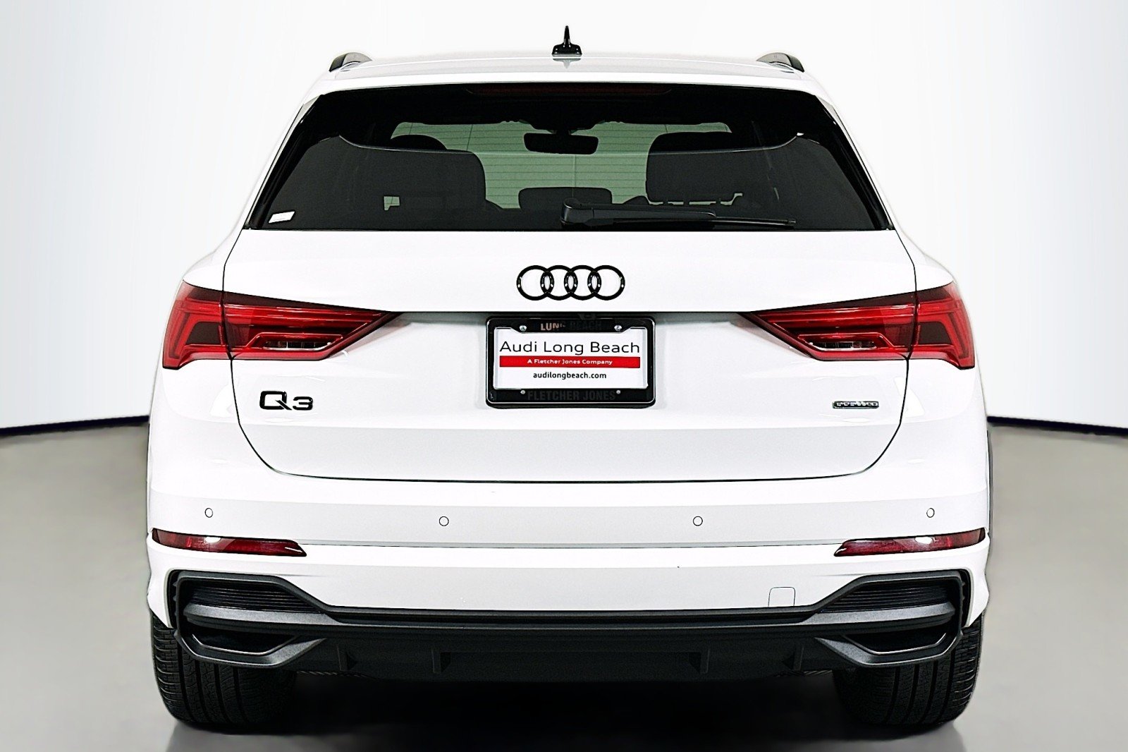 Used 2023 Ibis White Audi S line Premium image 3