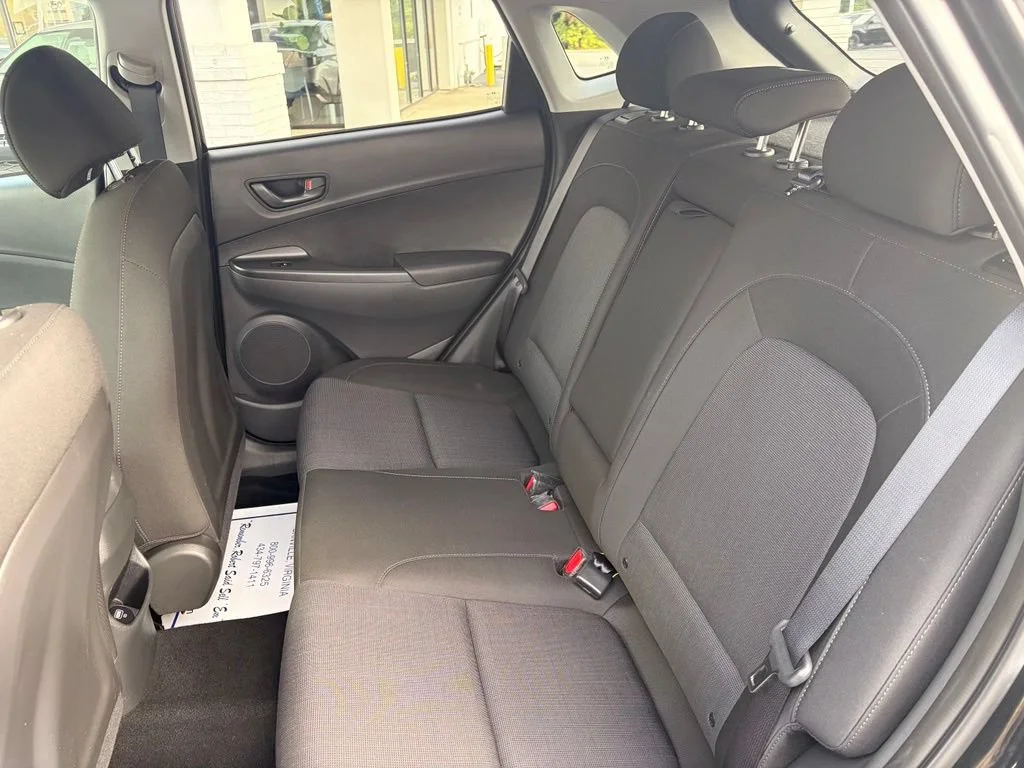 Used 2023 Abyss Black Per Hyundai SEL image 17