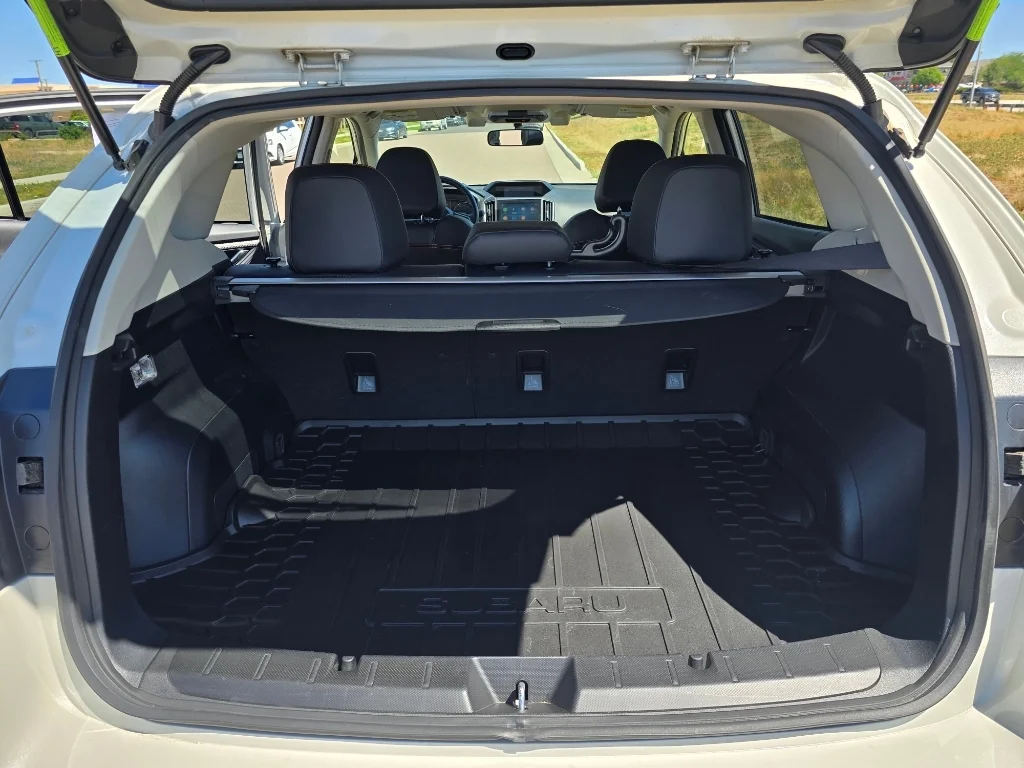 Used 2023 Crystal White Pearl Subaru Limited image 30
