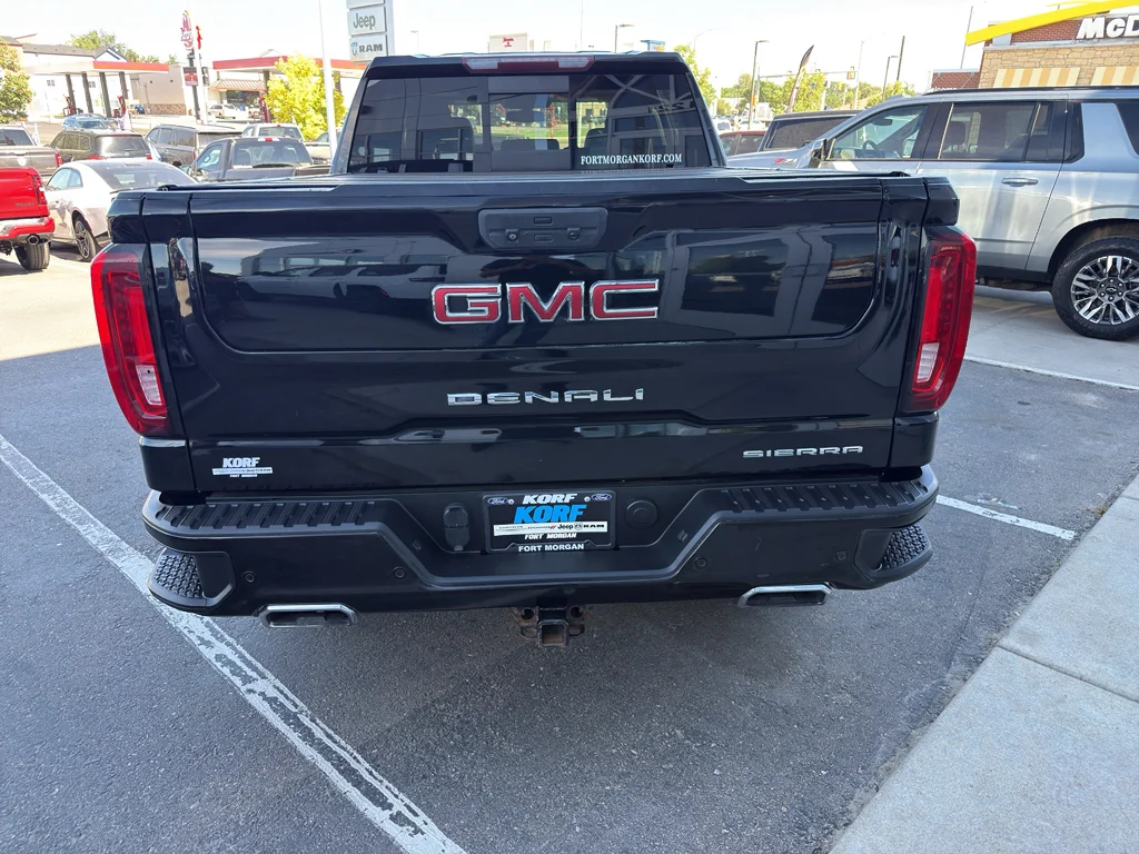 Used 2021 Onyx Black GMC Denali image 4