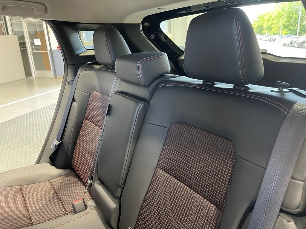 New 2026 Black Nissan SR image 16