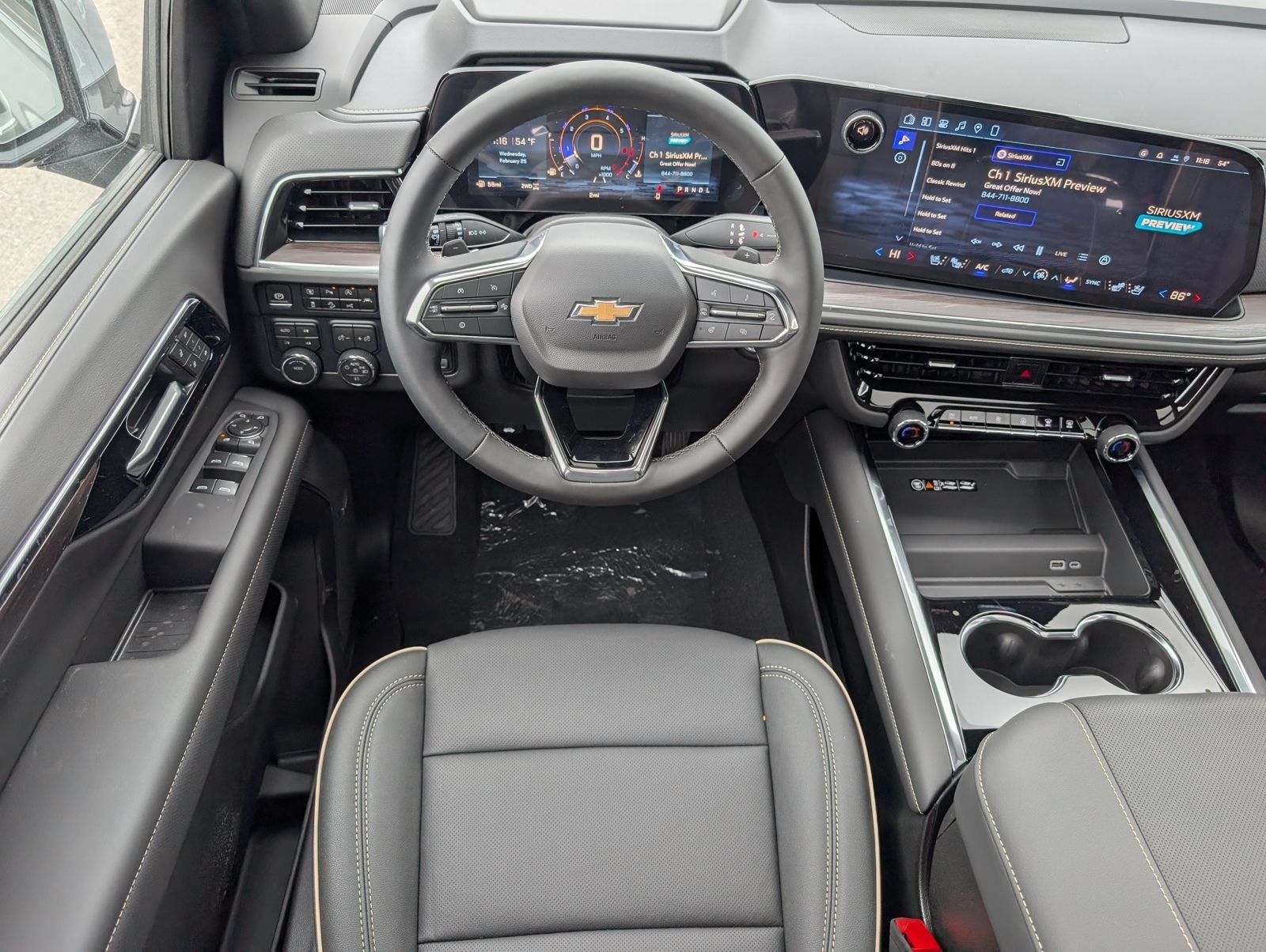 2026 Chevrolet Suburban Premier - Photo 10