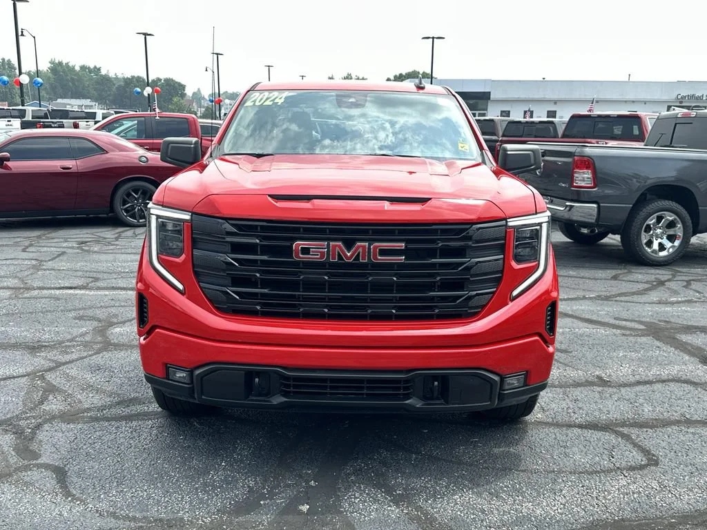 Certified Used 2024 Cardinal Red GMC Elevation image 3