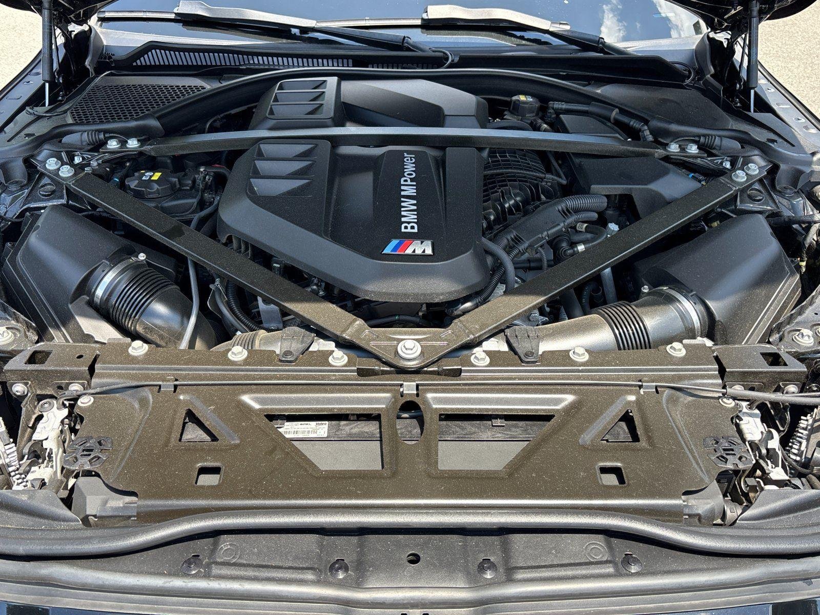 Used 2021 Black Sapphire Metallic BMW Competition image 9