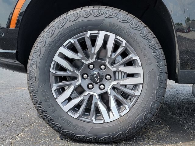 2026 Chevrolet Tahoe Z71 - Photo 11