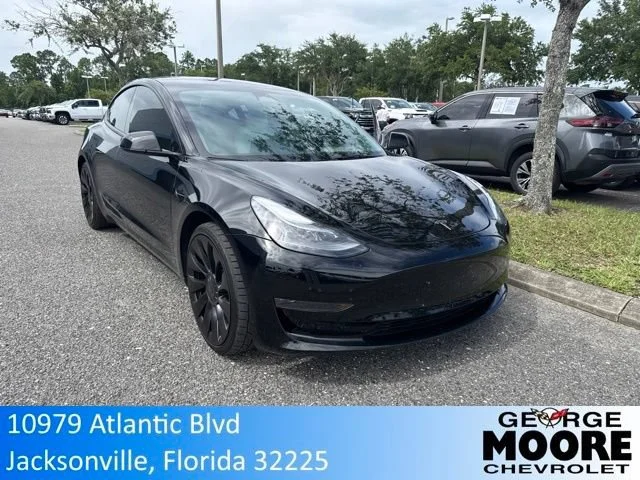 2023 Tesla Model 3 -'s photo