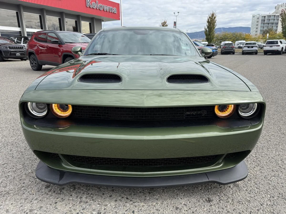 Used 2023 Green Dodge Srt Hellcat image 2